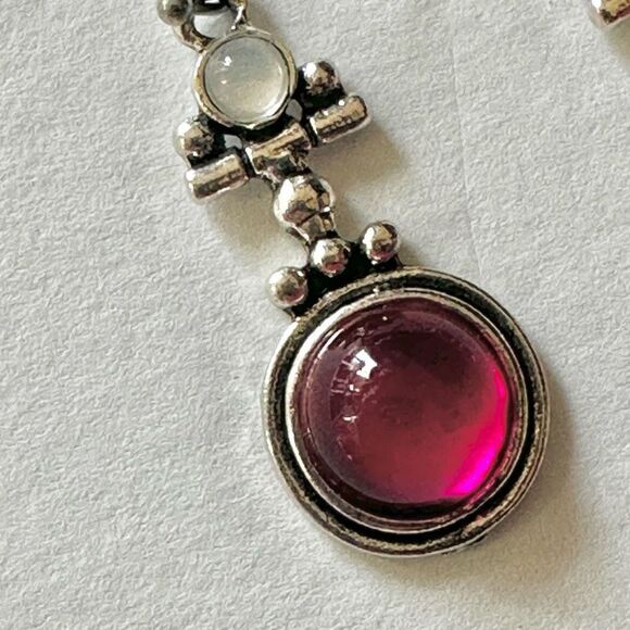 Pink and silver drop earrings - Picture 2 of 10